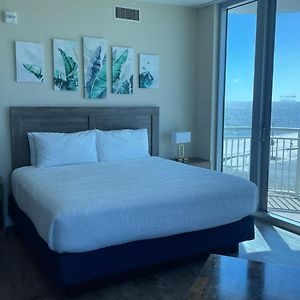 Studio Deluxe ADA Partial Ocean View
